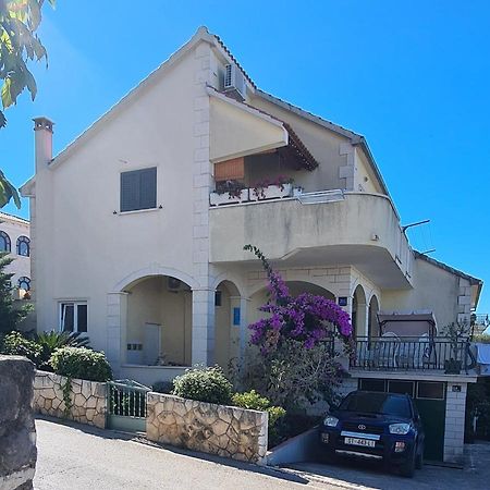 Apartmani Fani Supetar Exteriér fotografie
