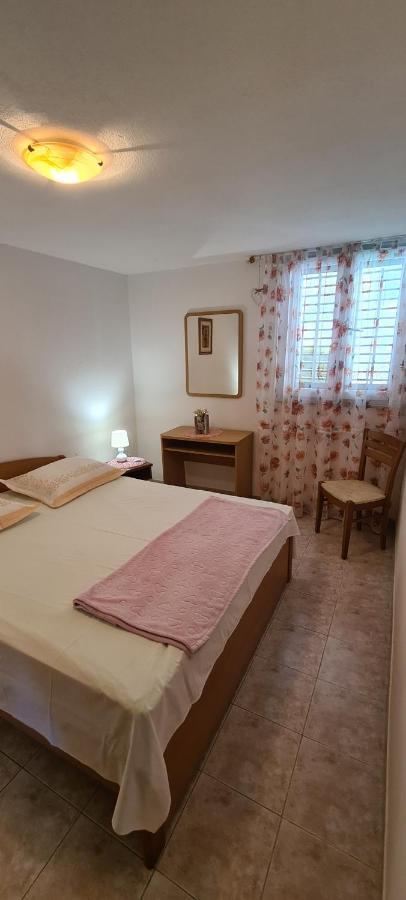 Apartmani Fani Supetar Exteriér fotografie