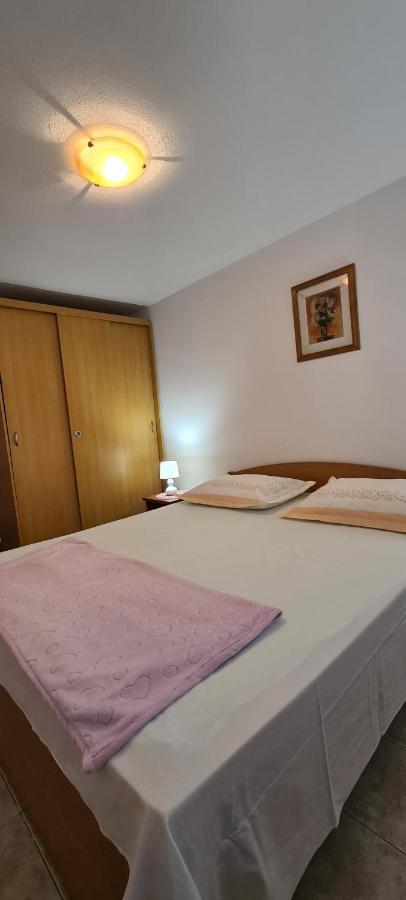 Apartmani Fani Supetar Exteriér fotografie